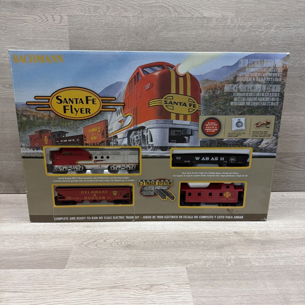 HO Scale Bachmann 647 Santa Fe Flyer Train Set with Steel E-Z Track New/ In Box